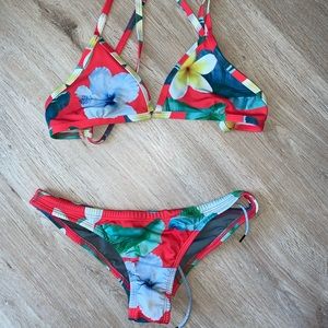 Hawaiian Print Jolyn Bikini